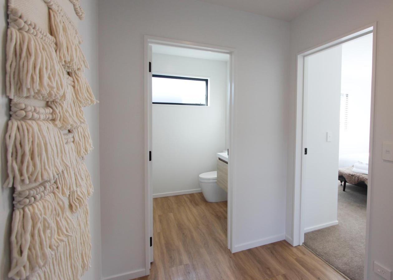 Вилла 3 - Sunny Brand New House Ванака Экстерьер фото