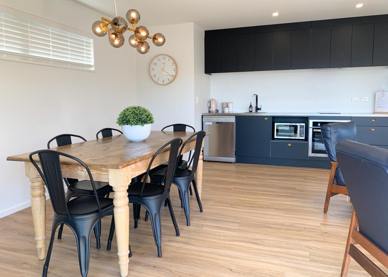 Вилла 3 - Sunny Brand New House Ванака Экстерьер фото