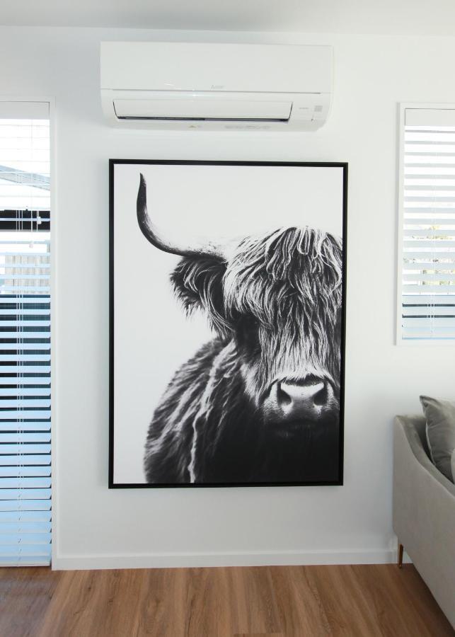 Вилла 3 - Sunny Brand New House Ванака Экстерьер фото