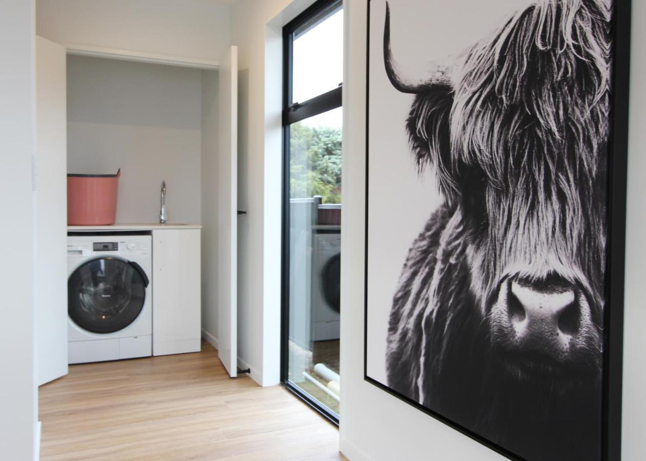 Вилла 3 - Sunny Brand New House Ванака Экстерьер фото